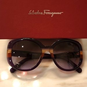 AUTHENTIC FERRAGAMO SUNGLASSES!